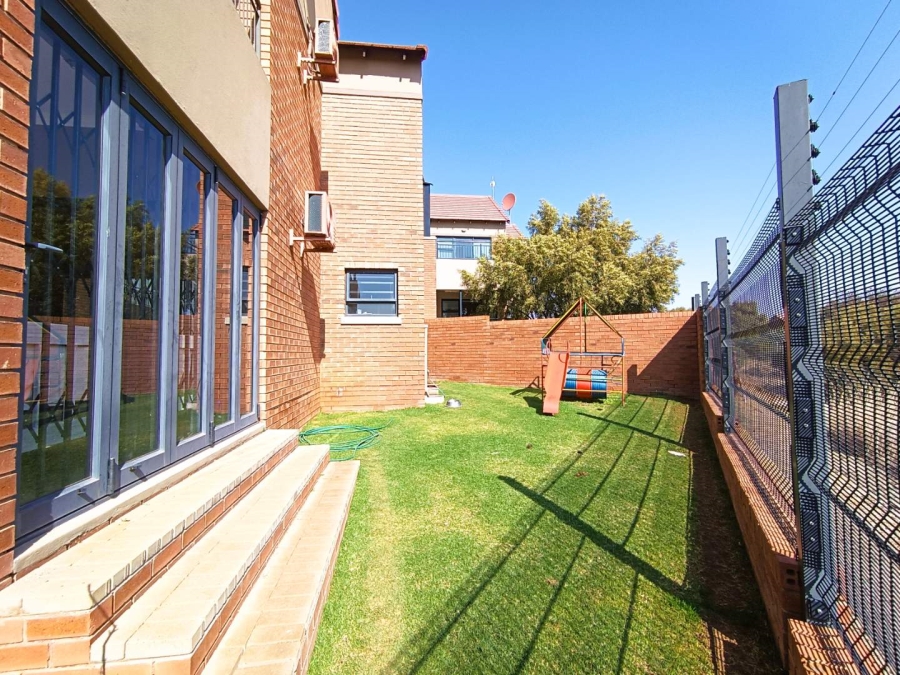 3 Bedroom Property for Sale in Wild Olive Estate Free State